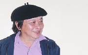 Tìm tôi tìm Huế