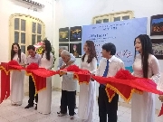 Khai mạc triển lãm ảnh "Thời gian - Khoảnh khắc"