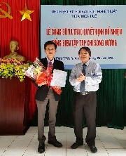 Công bố và trao Quyết định bổ nhiệm nhà thơ Lê Vĩnh Thái giữ chức vụ Tổng Biên tập Tạp chí Sông Hương