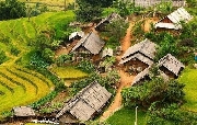 Hát bên bản làng em