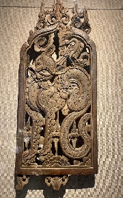 Chạm nét oai linh 