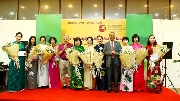 Độc đáo không gian nghệ thuật Sen thư pháp