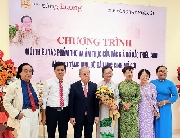 Giới thiệu tác phẩm thơ và ẩm thực của tác giả Hồ Đắc Thiếu Anh và trao tặng quà, đỡ đầu học sinh mồ côi