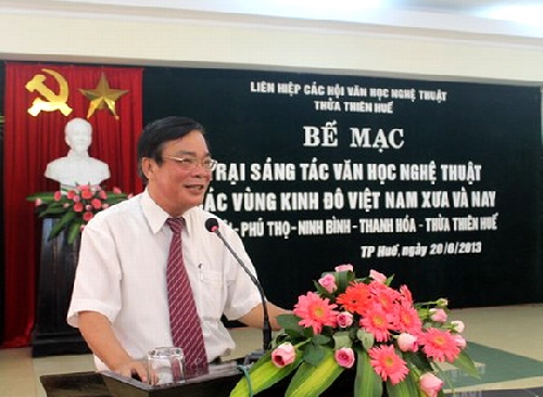 Trại sáng tác Văn học nghệ thuật 5 vùng Kinh đố Việt Nam xưa và nay