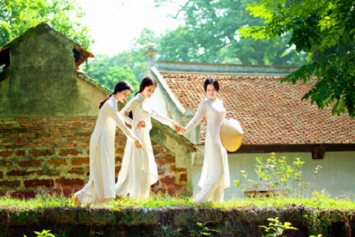 Vườn xưa - tôn vinh nét duyên áo dài Việt