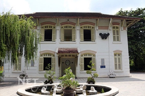 Hợp nhất Trung tâm Nghệ thuật Lê Bá Đảng và Nhà Trưng bày tác phẩm nghệ thuật Điềm Phùng Thị