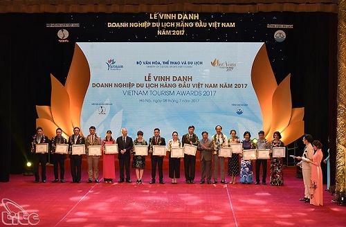 Hoàng Cung Huế (Đại Nội) vinh dự 2 năm liền nhận giải thưởng điểm tham quan du lịch hàng đầu Việt Nam