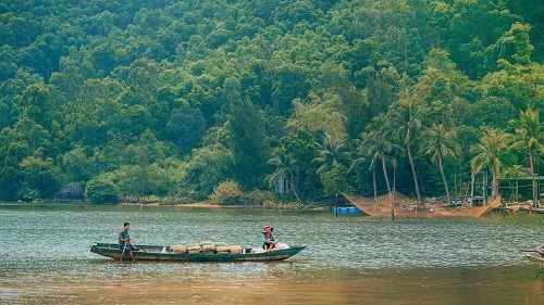 Lỡ hẹn Lăng Cô