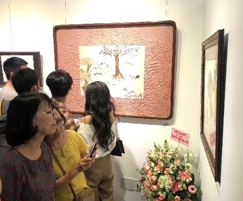 Với cô giáo Võ Thị Quỳnh "Tình yêu mãi trẻ"