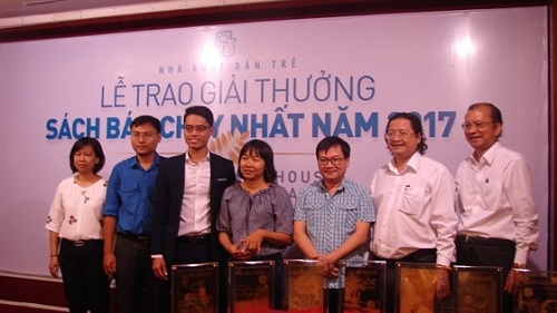 10 tác phẩm của nhà văn Nguyễn Nhật Ánh nhận giải thưởng sách bán chạy nhất năm 2017