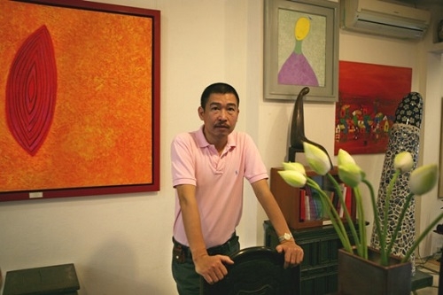 Trải nghiệm thế giới hội họa tối giản của Lê Thiết Cương