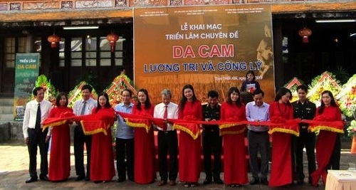 Khai mạc triển lãm chuyên đề "Da cam - Lương tri và công lý"