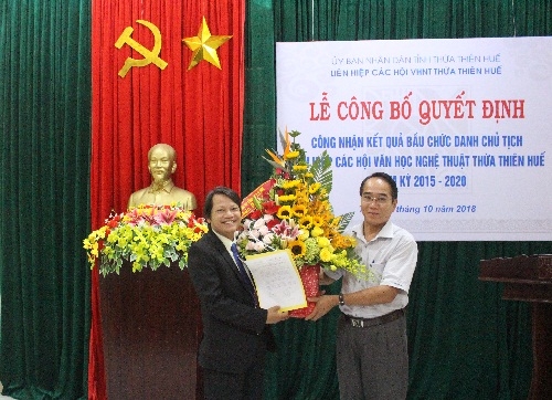 Lễ công bố quyết định công nhận kết quả bầu chức danh Chủ tịch Liên hiệp các Hội VHNT nhiệm kỳ 2015 - 2020