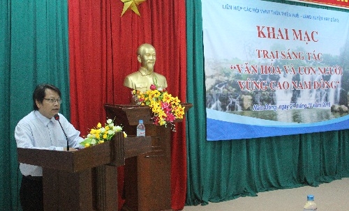 Khai mạc trại sáng tác "Văn hóa và con người vùng cao Nam Đông"
