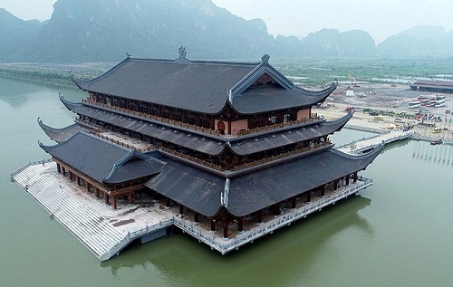Những tác phẩm gốm sứ Bát Tràng sẽ có mặt tại Đại lễ Vesak 2019