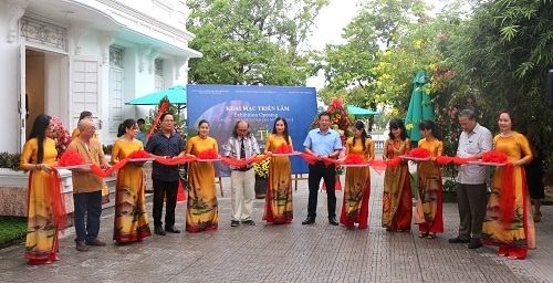 Triển lãm mỹ thuật "Sắc Thu 2019"