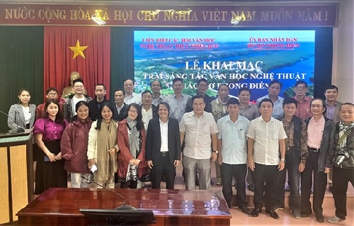 Khai mạc trại sáng tác VHNT "Giấc mơ Phong Điền” năm 2022