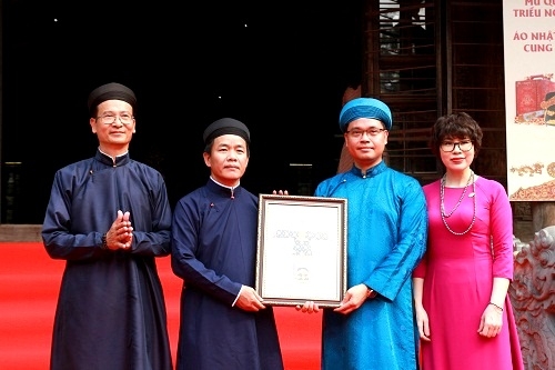Lễ tiếp nhận và trưng bày cổ vật hiến tặng qua đấu giá thành công ở nước ngoài