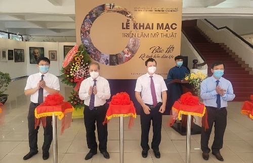 Triển lãm mỹ thuật “Bác Hồ - Kết tinh hồn dân tộc”