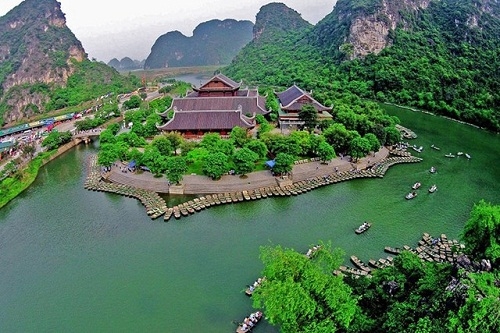Tôn vinh di sản văn hóa, danh thắng Việt Nam và sản phẩm thủ công truyền thống
