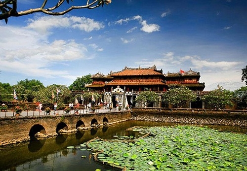 Văn hóa Huế trên dặm đường dài lịch sử