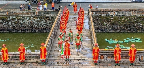 Du khách đến Huế được trải nghiệm miễn phí tái hiện các nghi thức và hoạt động chốn cung đình xưa