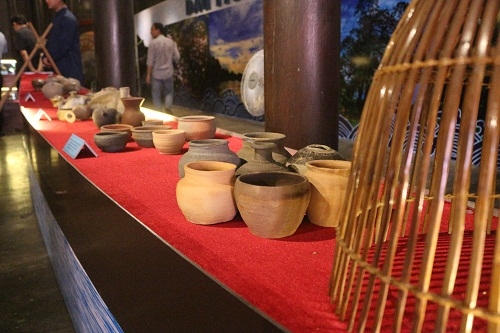 Trưng bày triển lãm "Câu chuyện từ những dòng sông"