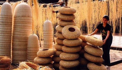 Làng nghề Đan lát Bao La
