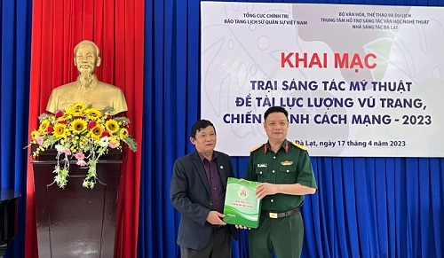 Sáng tác mỹ thuật đề tài lực lượng vũ trang, chiến tranh cách mạng