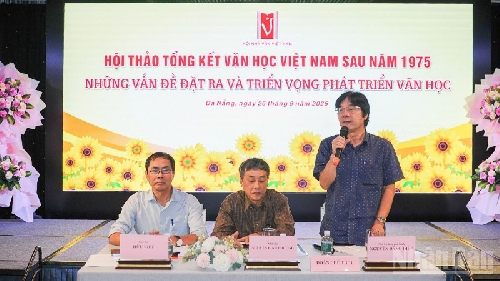 Hội thảo tổng kết 50 năm văn học Việt Nam: Nhìn thẳng để phát triển