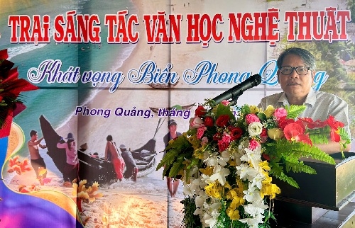 Khai mạc trại sáng tác VHNT "Khát vọng biển Phong Quảng" năm 2025